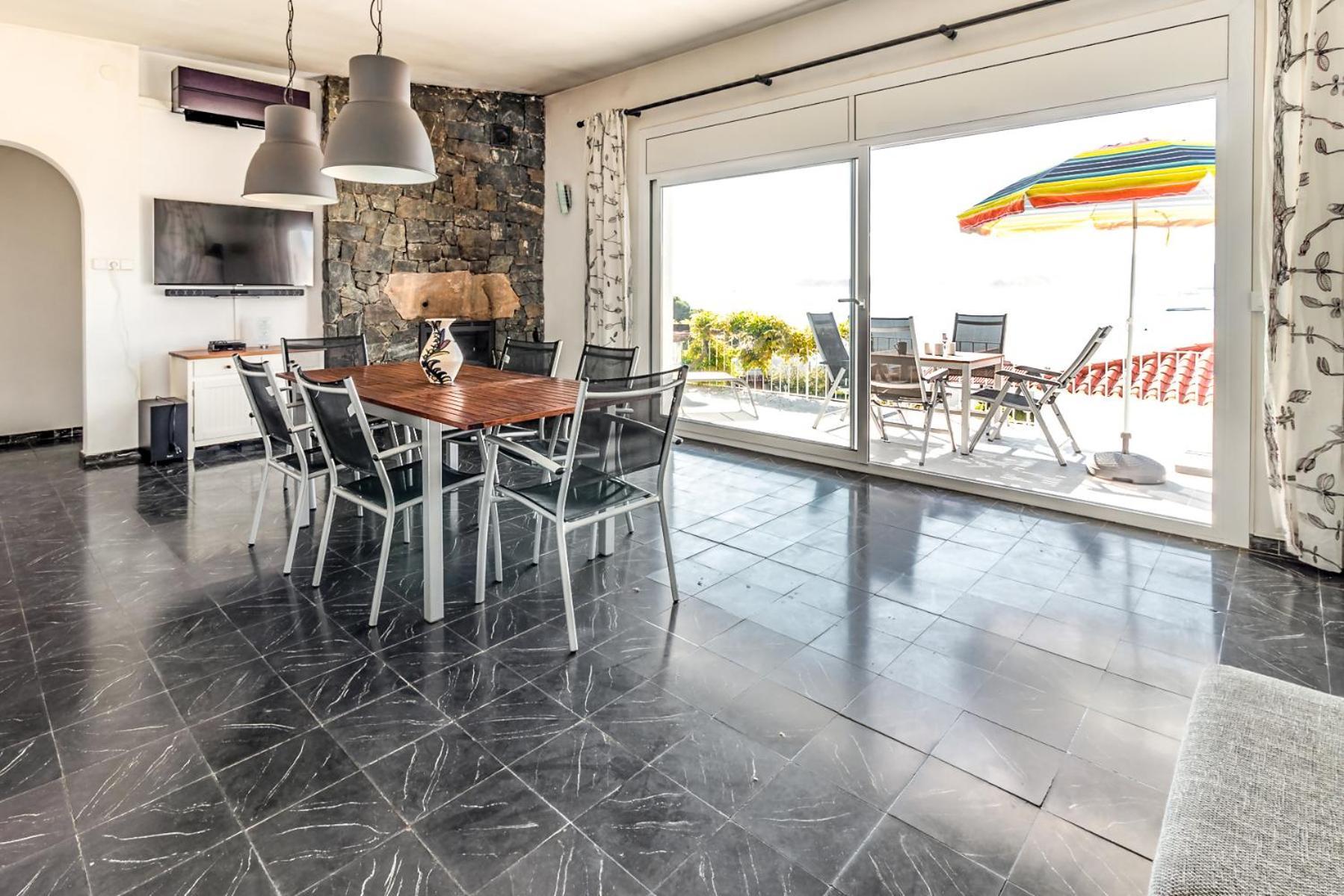 Cap Ras 01 Apartamento Con Terraza Y Vistas Girona Exteriör bild